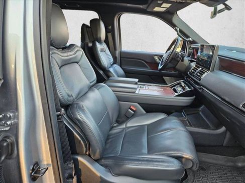 Used 2023 Lincoln Navigator L Reserve AWD/4WD image 24