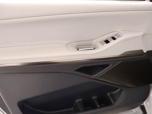 New 2026 Lincoln Navigator L Black Label AWD/4WD image 18