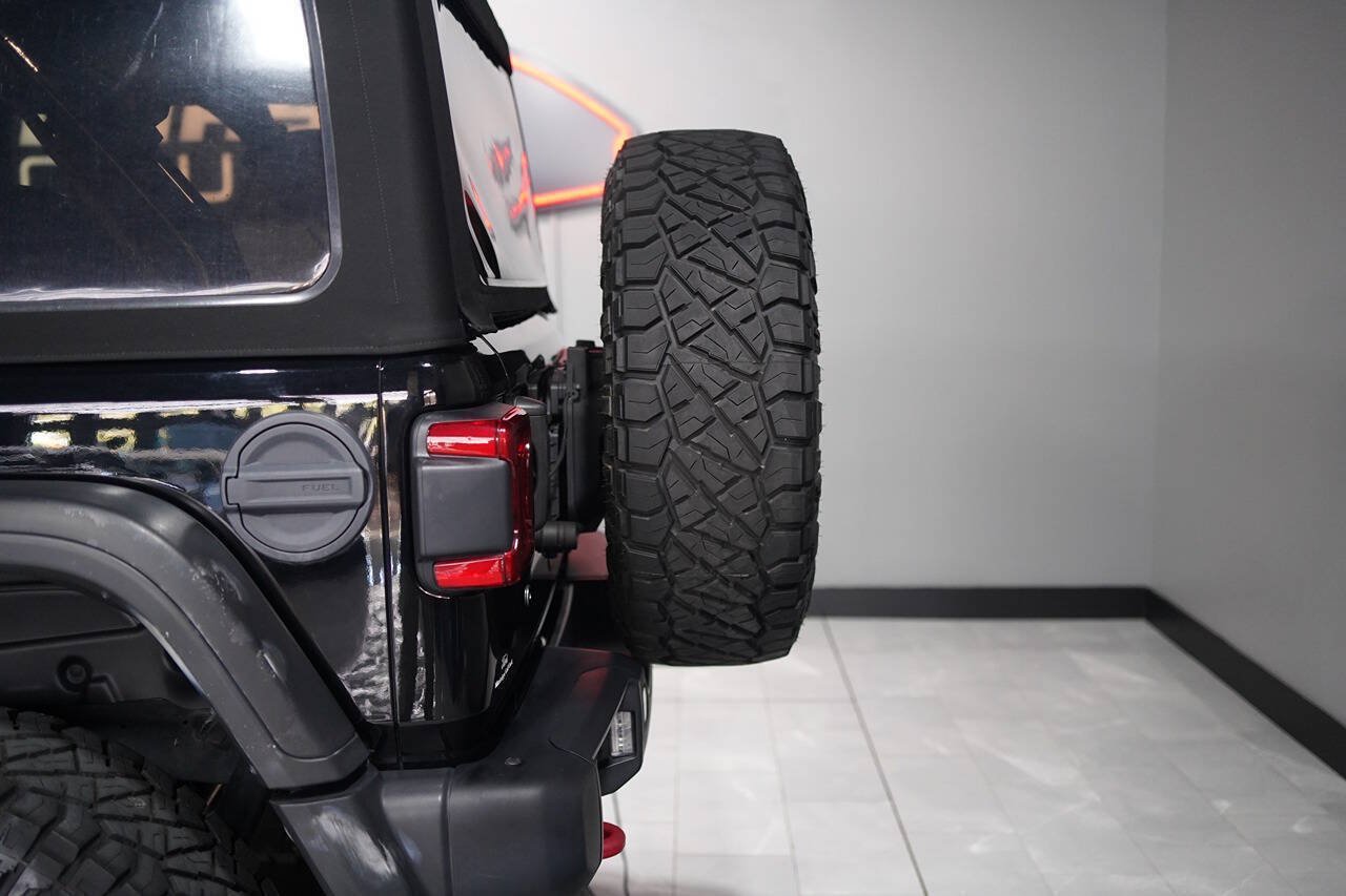 Used 2018 Jeep Wrangler Unlimited Rubicon AWD/4WD image 38
