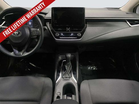 Used 2025 Toyota Corolla LE FWD image 22