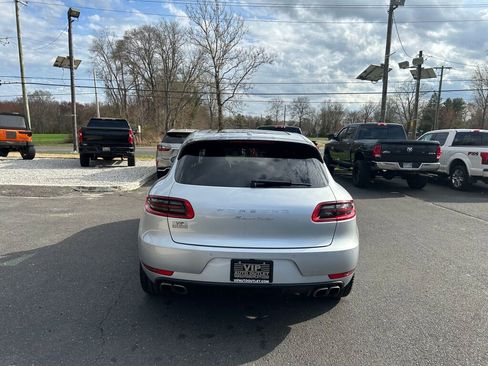 Used 2015 Porsche Macan Turbo image 6