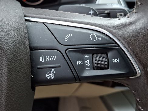Used 2019 Audi Q7 2.0T Premium Plus w/ Premium Plus Package AWD/4WD image 22