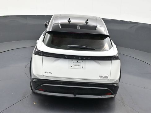 Used 2023 Nissan Ariya image 16