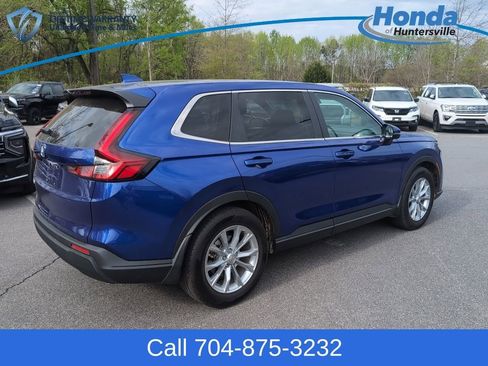 Used 2025 Honda CR-V EX image 8