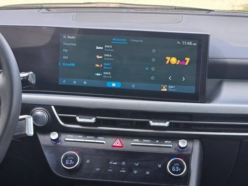 Used 2025 Hyundai Sonata SEL FWD image 18
