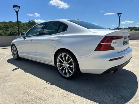Used 2020 Volvo S60 T6 Momentum AWD/4WD image 5