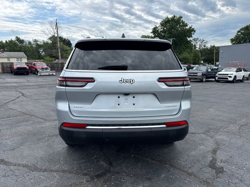 Used 2024 Jeep Grand Cherokee L Laredo w/ Luxury Tech Group I AWD/4WD image 4