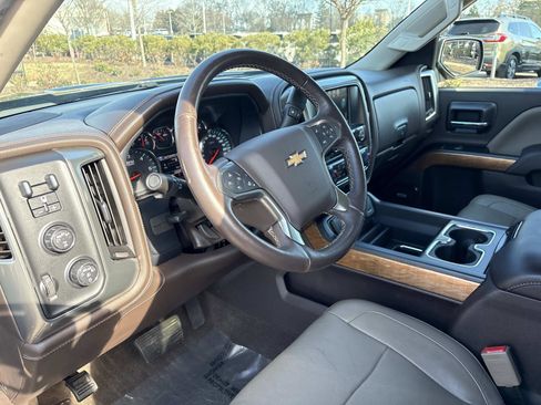 Used 2017 Chevrolet Silverado 1500 LTZ w/ High Desert Package image 18
