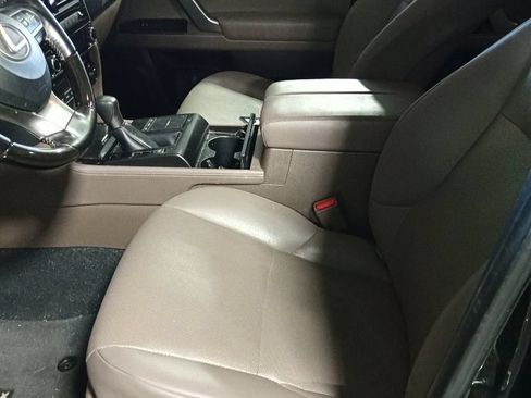 Used 2022 Lexus GX 460 Premium w/ Premium Plus Package AWD/4WD image 9