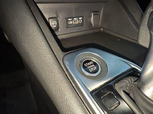 Used 2024 Nissan Sentra SV image 21