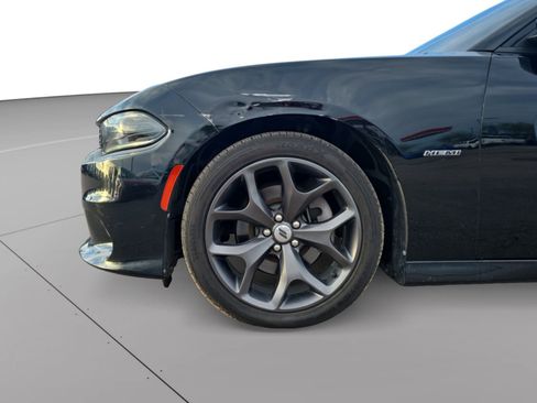 Used 2019 Dodge Charger R/T RWD image 9