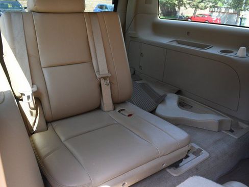 Used 2014 GMC Yukon XL Denali AWD/4WD image 30
