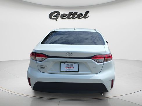 Used 2025 Toyota Corolla LE w/ Convenience Package FWD image 6