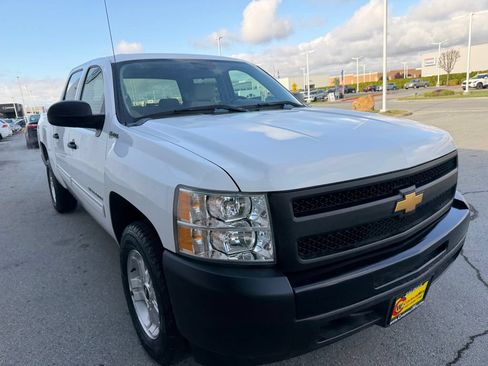 Used 2013 Chevrolet Silverado 1500 2WD Crew Cab Hybrid image 8