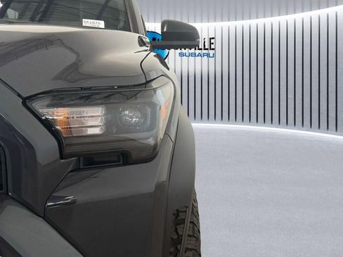 Used 2025 Toyota 4Runner TRD Off-Road Premium image 21