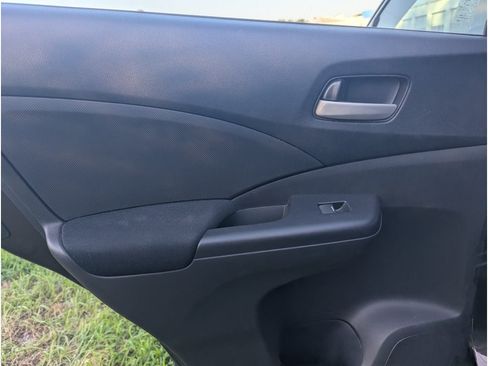 Used 2014 Honda CR-V LX image 11