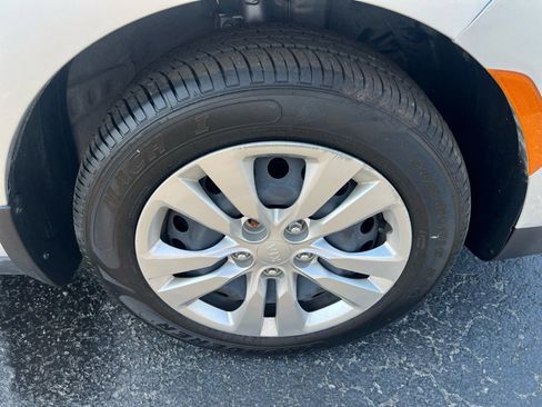 Used 2021 Kia Soul LX image 23