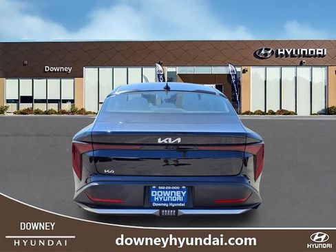 Used 2025 Kia K4 LXS image 5