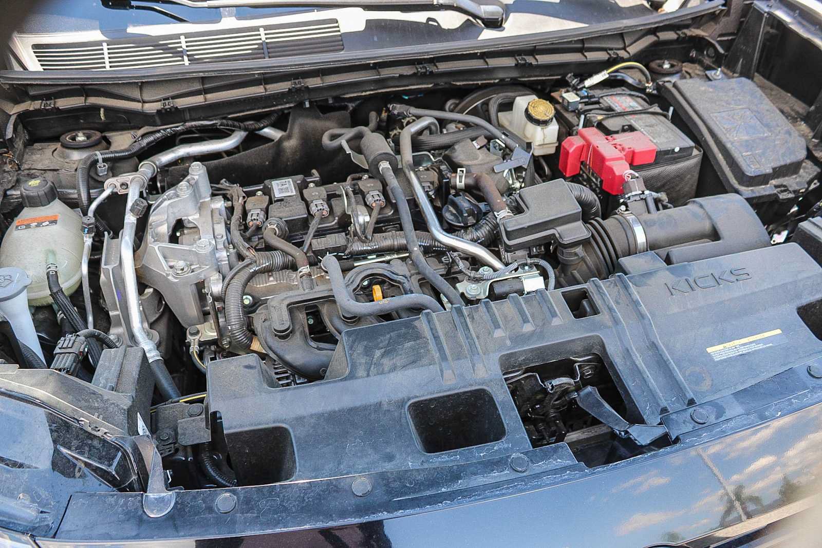 Used 2025 Nissan Kicks SV w/ Illumination Package FWD image 26