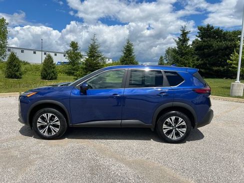 Used 2023 Nissan Rogue SV AWD/4WD image 8