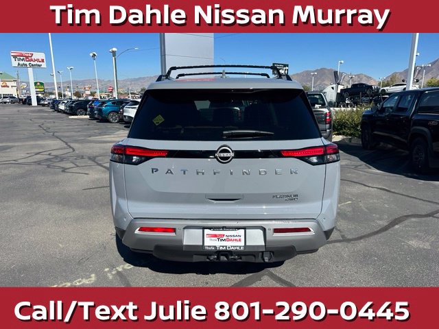 Used 2024 Nissan Pathfinder Platinum w/ Cargo Package AWD/4WD image 10