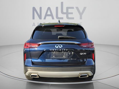 Used 2023 INFINITI QX50 Luxe FWD image 4