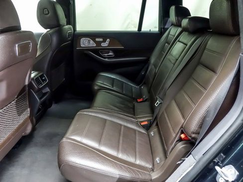 Used 2020 Mercedes-Benz GLS 450 4MATIC image 11