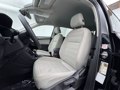 Used 2024 Volkswagen Tiguan S image 23