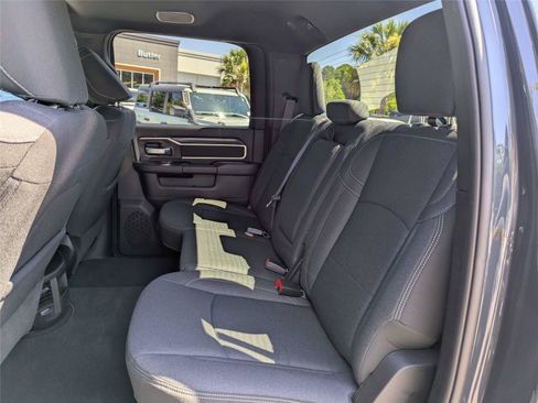 Certified 2026 RAM 2500 Big Horn AWD/4WD image 15