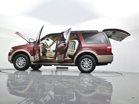 Used 2012 Ford Expedition XLT image 56