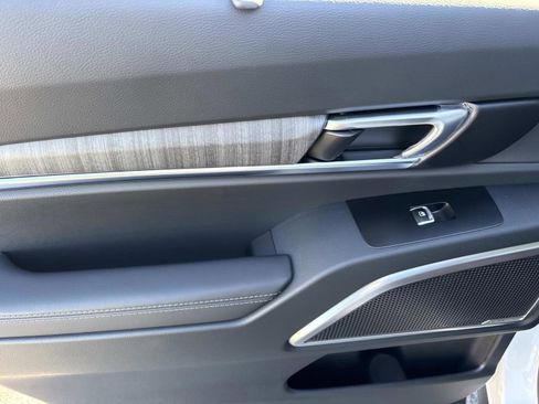 New 2025 Kia Telluride EX image 19