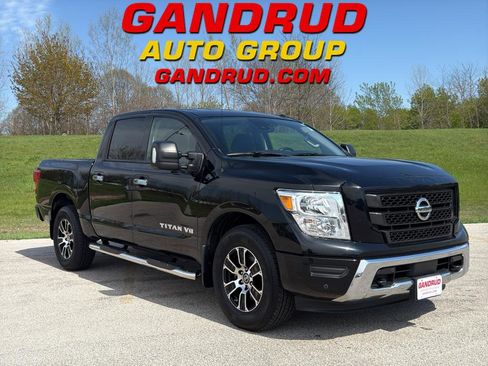 Used 2020 Nissan Titan SV w/ SV Convenience Package AWD/4WD image 1