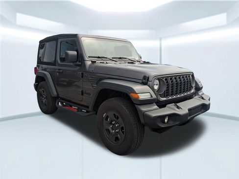 Used 2024 Jeep Wrangler Sport AWD/4WD image 3