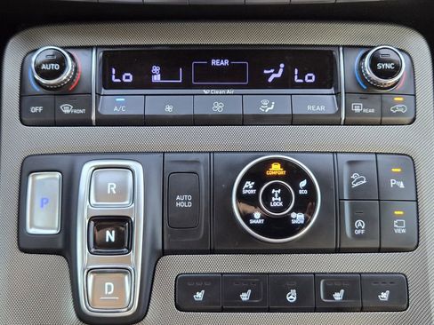 Used 2021 Hyundai Palisade Limited w/ Cargo Package image 18