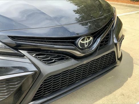 Used 2024 Toyota Camry SE FWD image 31