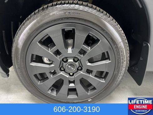 Used 2023 Honda Passport EX-L image 9