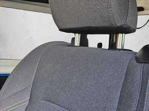 Used 2025 Jeep Wrangler Sport AWD/4WD image 9