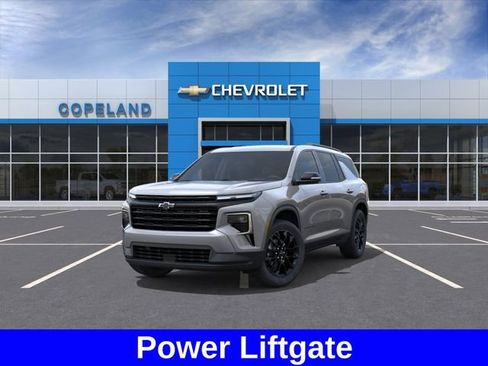 New 2026 Chevrolet Traverse LT w/ Midnight/Sport Edition AWD/4WD image 9