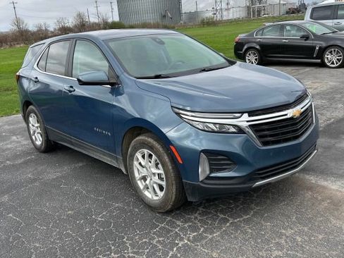 Used 2024 Chevrolet Equinox LT w/ LPO, Floor Liner Package image 6