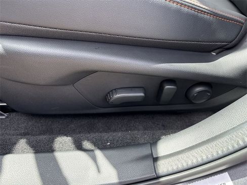 New 2025 Subaru Crosstrek 2.5i Limited image 12