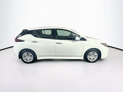 Used 2024 Nissan Leaf S FWD image 10