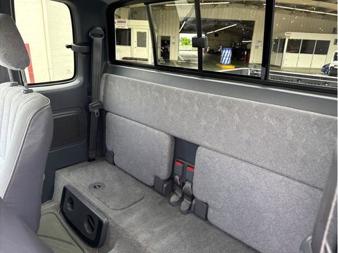 Used 2000 Toyota Tacoma 2WD Xtracab image 15