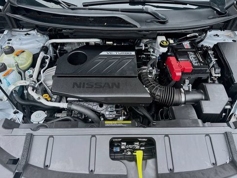Certified 2025 Nissan Rogue SV FWD image 28