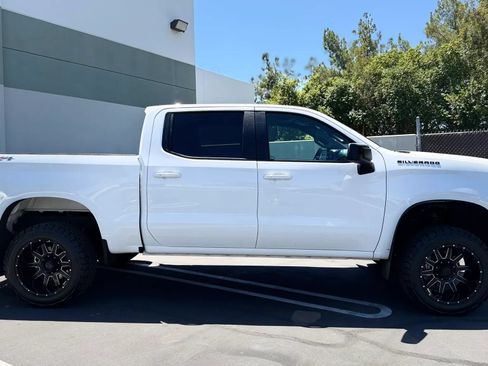 Used 2019 Chevrolet Silverado 1500 RST w/ True North Edition AWD/4WD image 5