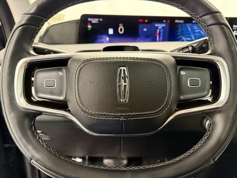 Used 2025 Lincoln Navigator L Reserve AWD/4WD image 54