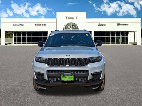 New 2025 Jeep Grand Cherokee L Limited w/ Luxury Tech Group II image 2