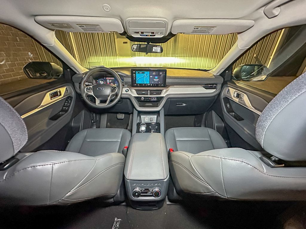 New 2026 Ford Explorer Active w/ Active Comfort Package AWD/4WD image 21