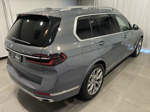Used 2024 BMW X7 xDrive40i w/ Premium Package AWD/4WD image 6