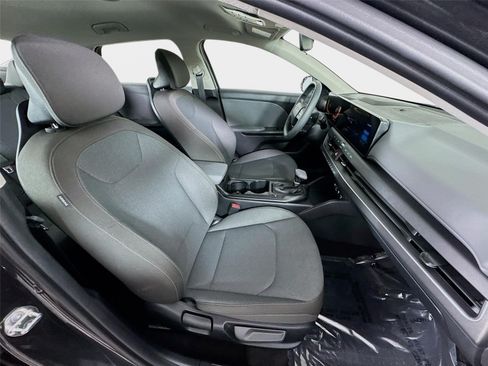 Certified 2025 Kia K4 FWD image 25