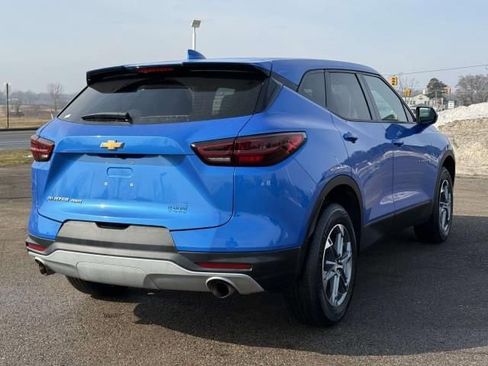 Used 2025 Chevrolet Blazer LT image 5
